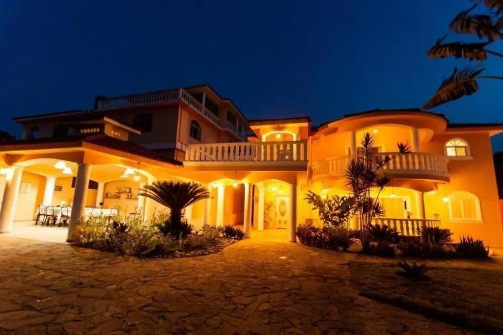 Luxury Villa Classic Style - 7 Min. From The Beach 푸에르토플라타